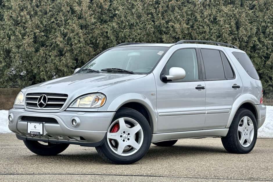2000 Mercedes-Benz M-Class & GLE-Class sold for $10,800