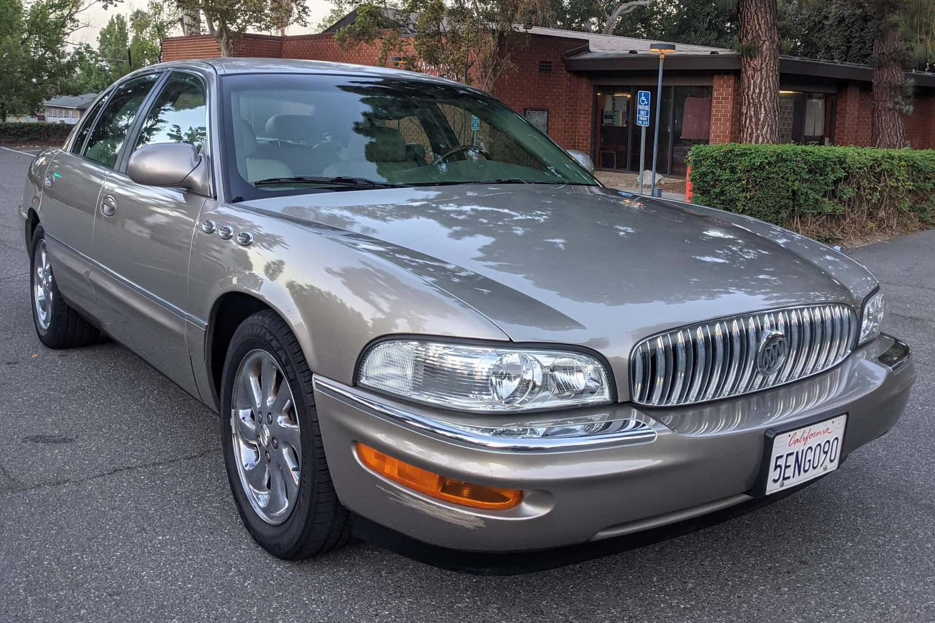 2003 Buick Park Avenue sold for $14,500