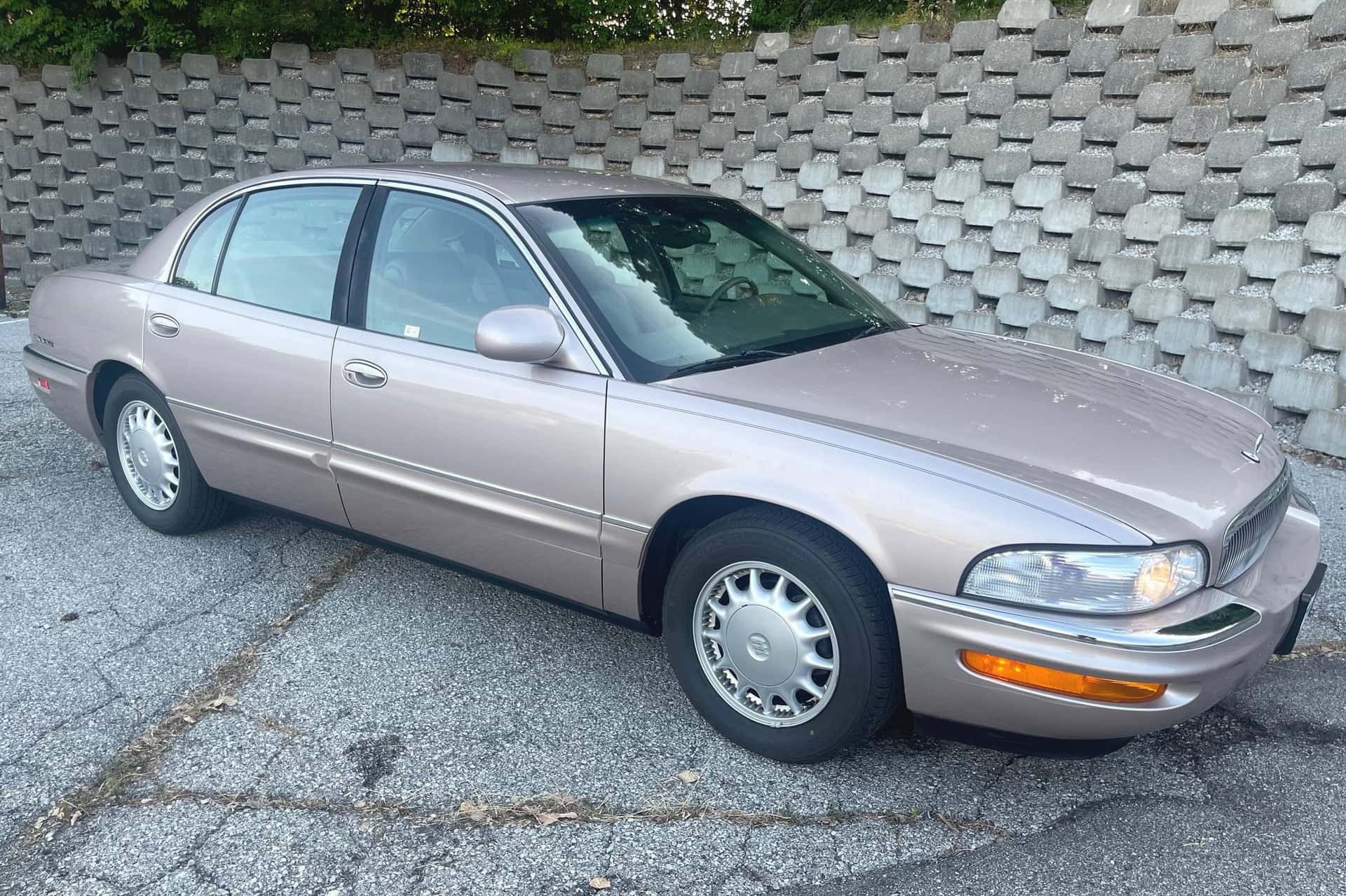 1998 Buick Park Avenue sold for $7,000