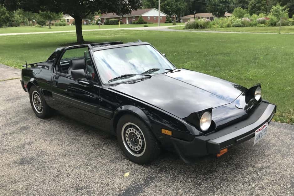1987 Fiat X1/9 sold for $9,200