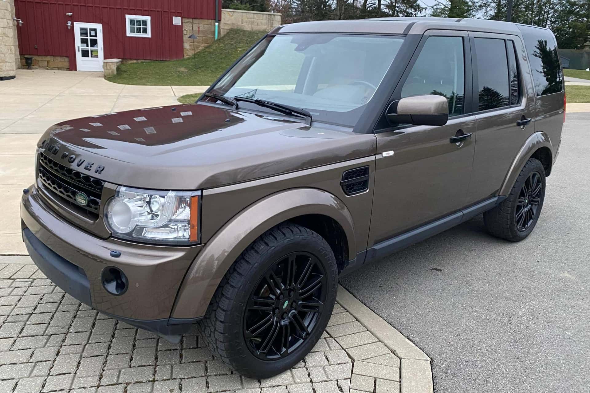 2011 Land Rover LR4 sold for $14,600