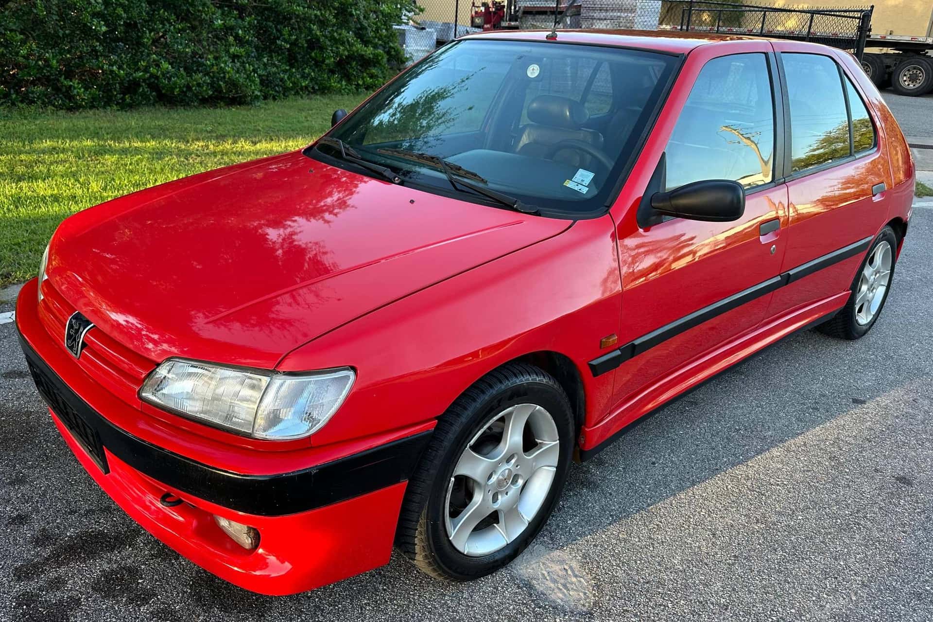 1995 Peugeot 306 sold for $7,000