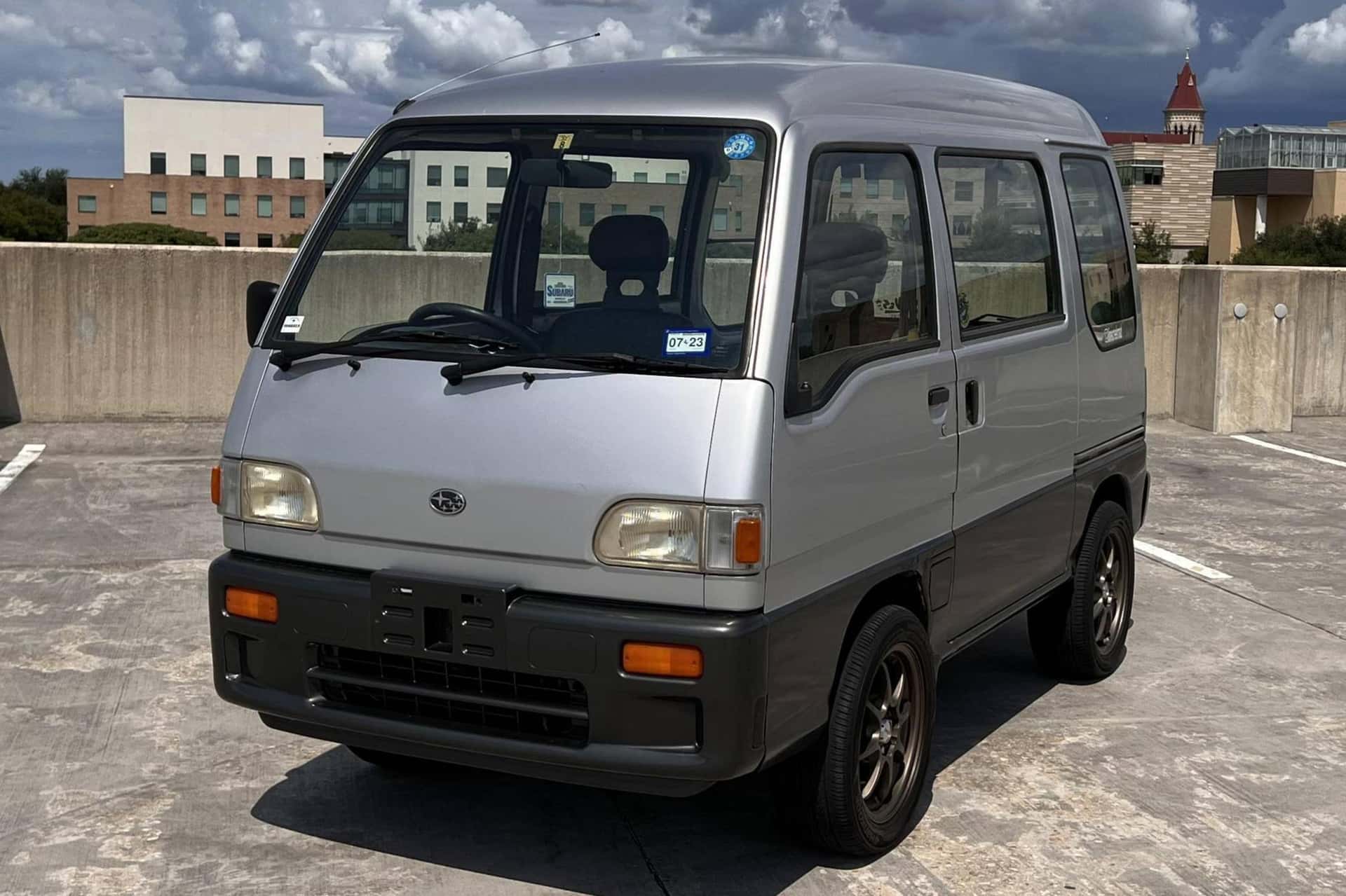 1995 Subaru Sambar sold for $5,800