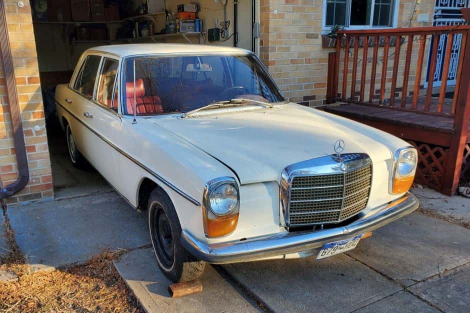 1969 Mercedes-Benz W114 & W115 sold for $2,500