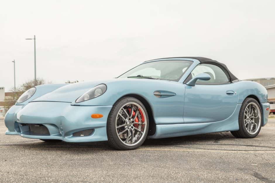 2005 Panoz Esperante sold for $71,000