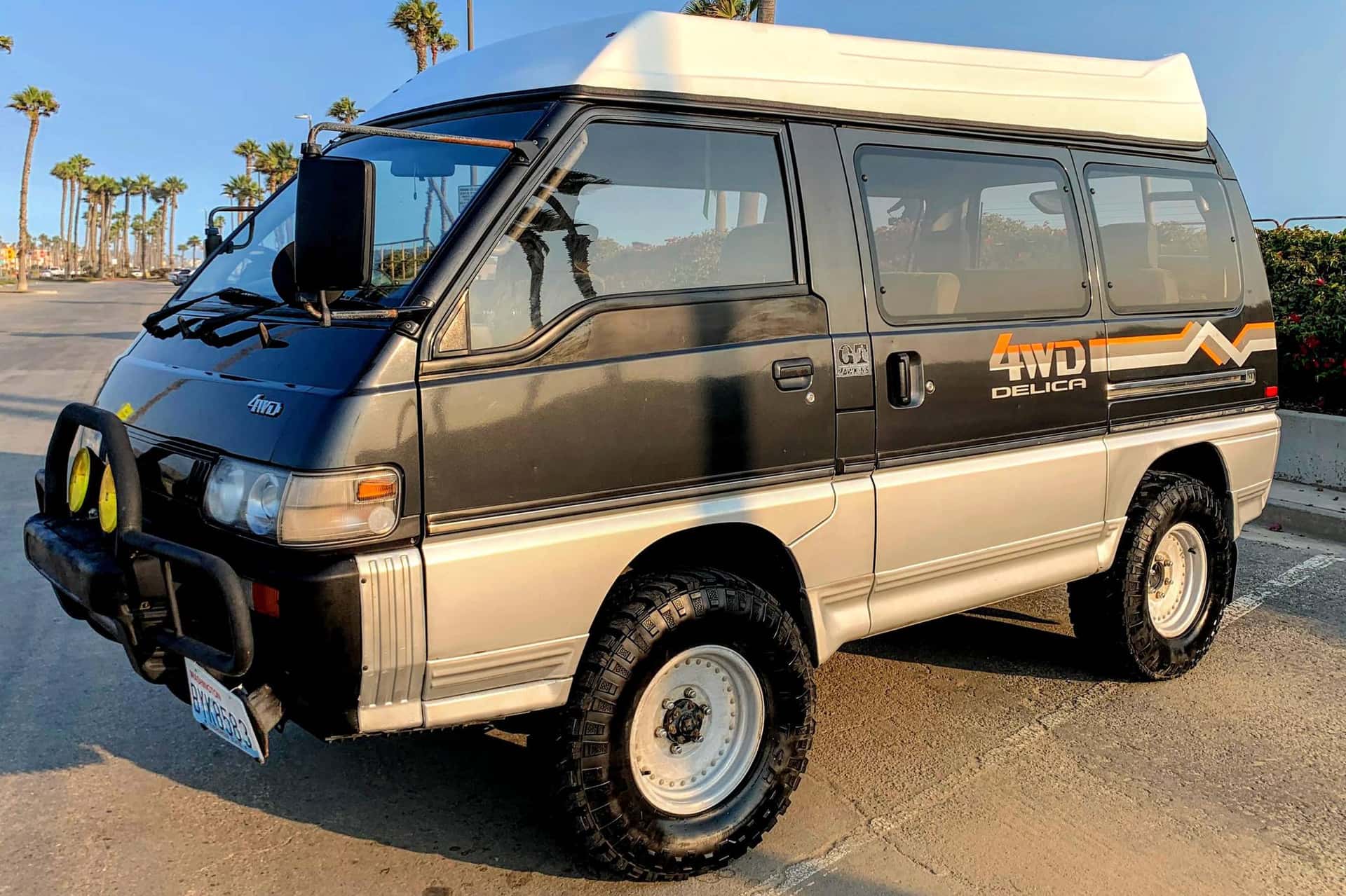 1993 Mitsubishi Delica sold for $18,000