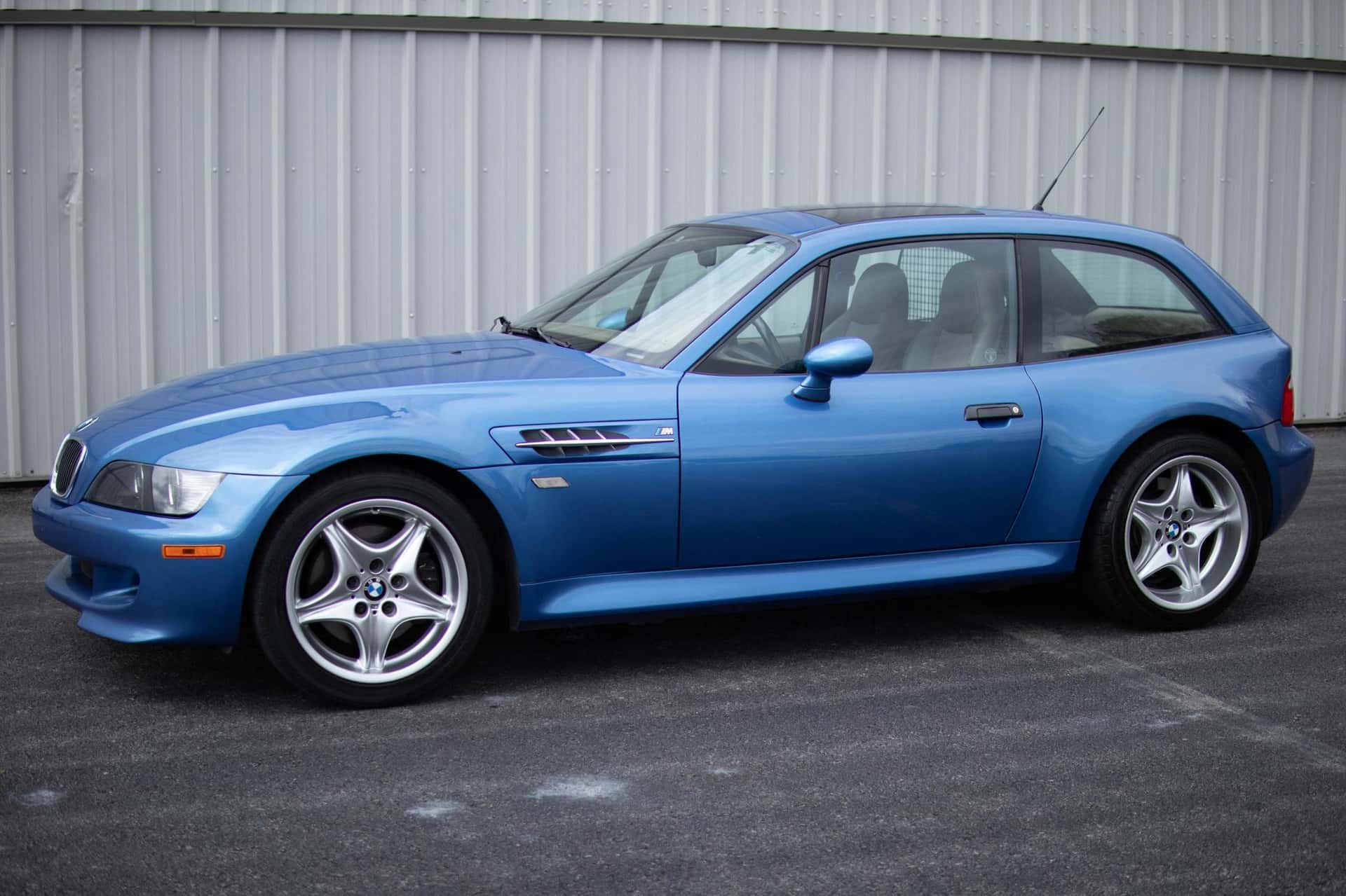 2000 BMW Z3 sold for $21,827