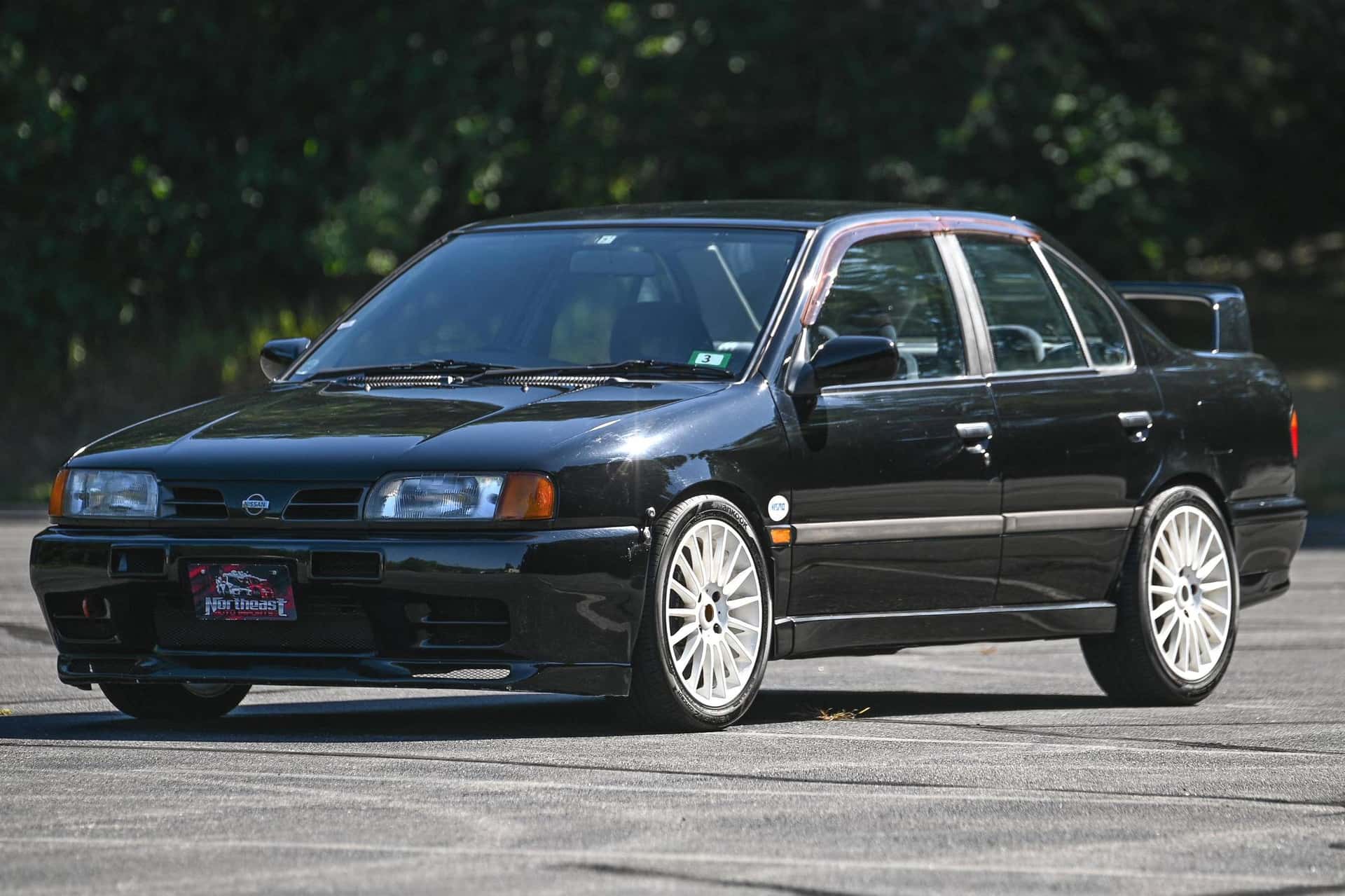 1994 Nissan Primera sold for $8,015