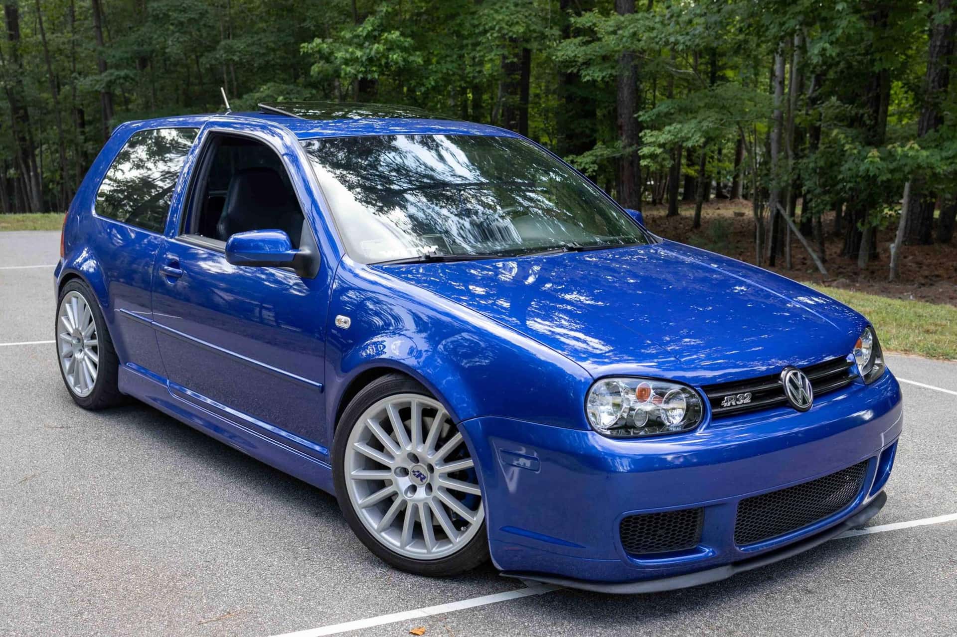 2004 Volkswagen R32 sold for $18,750