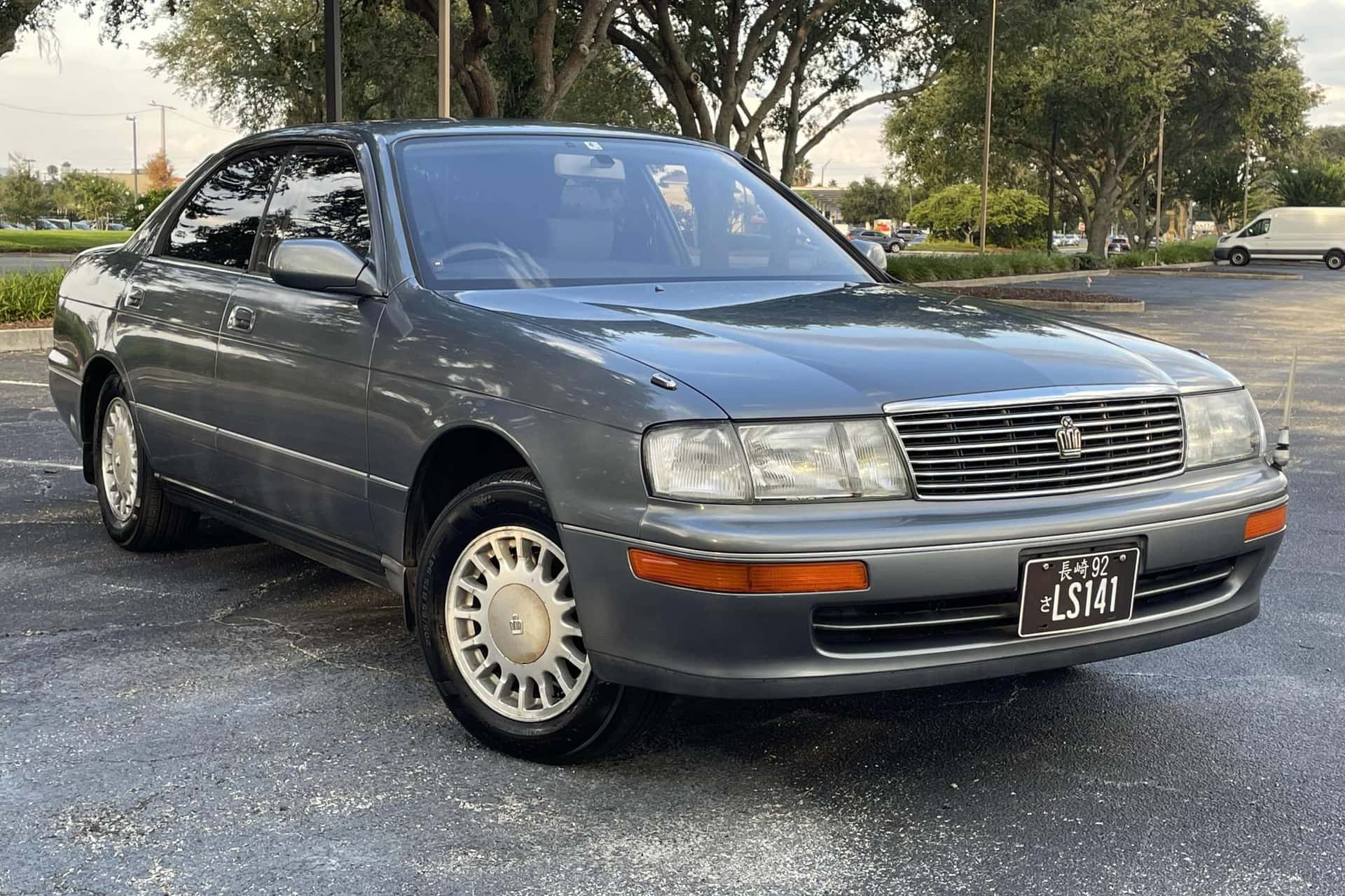 1992 Toyota Crown sold for $6,600