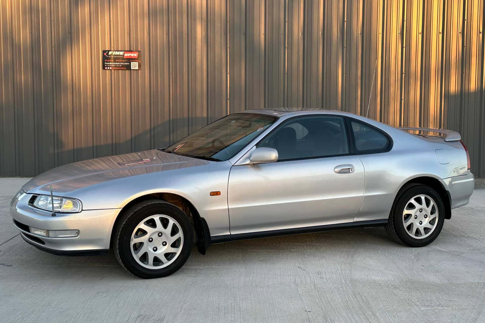 1995 Honda Prelude sold for $10,400