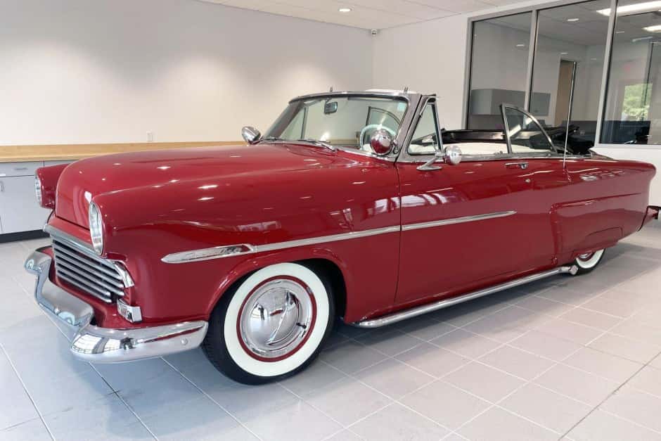 1953 Ford Crestline sold for $22,000