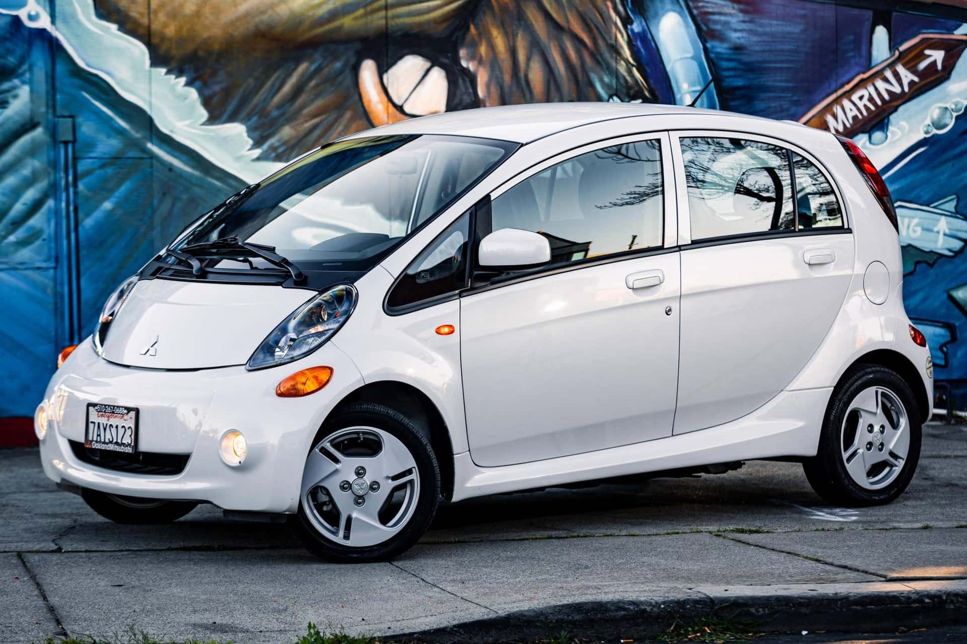 2012 Mitsubishi i-MiEV sold for $4,450