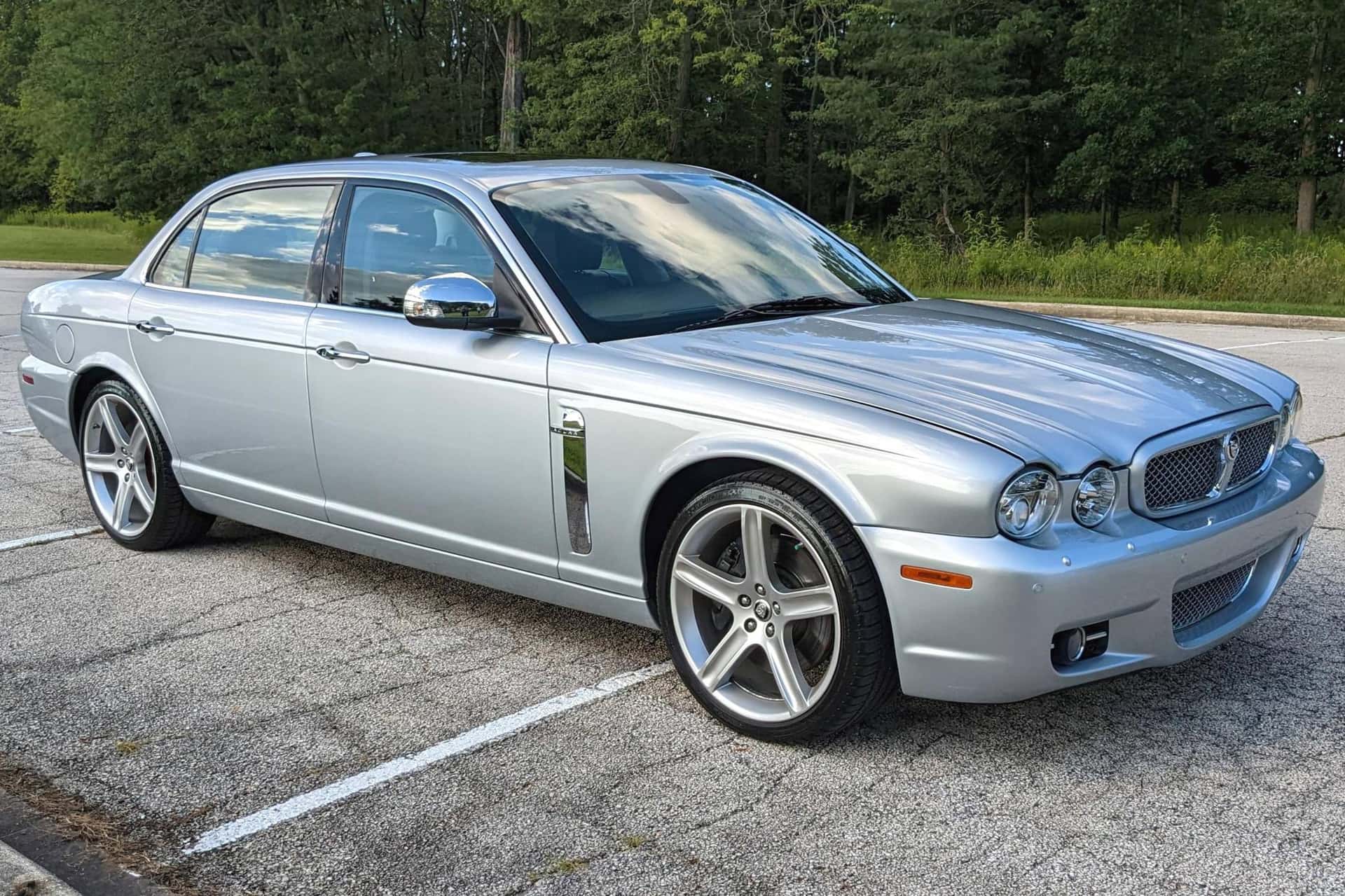 2008 Jaguar XJ sold for $24,500