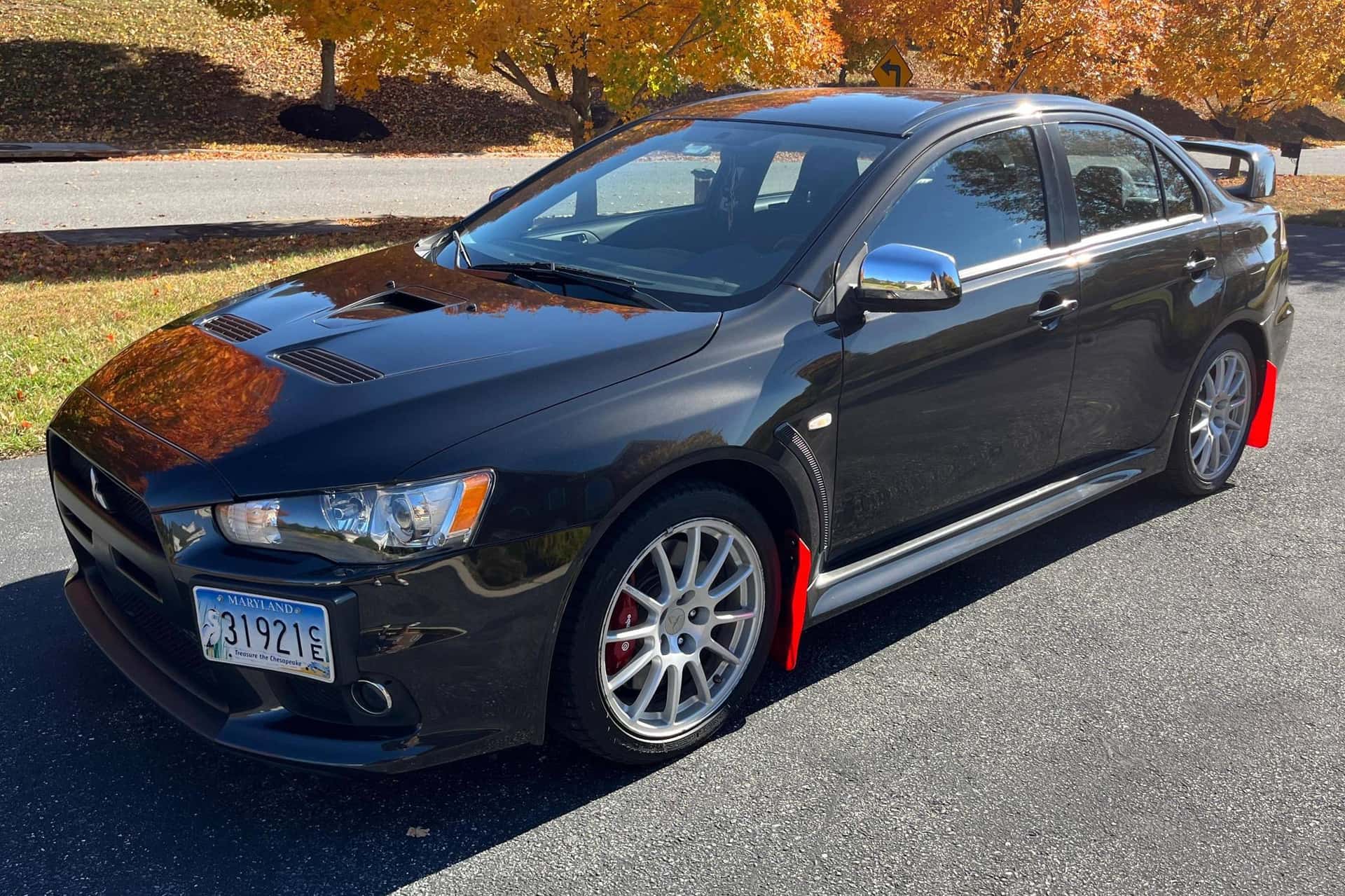 2014 Mitsubishi Lancer Evolution sold for $23,750