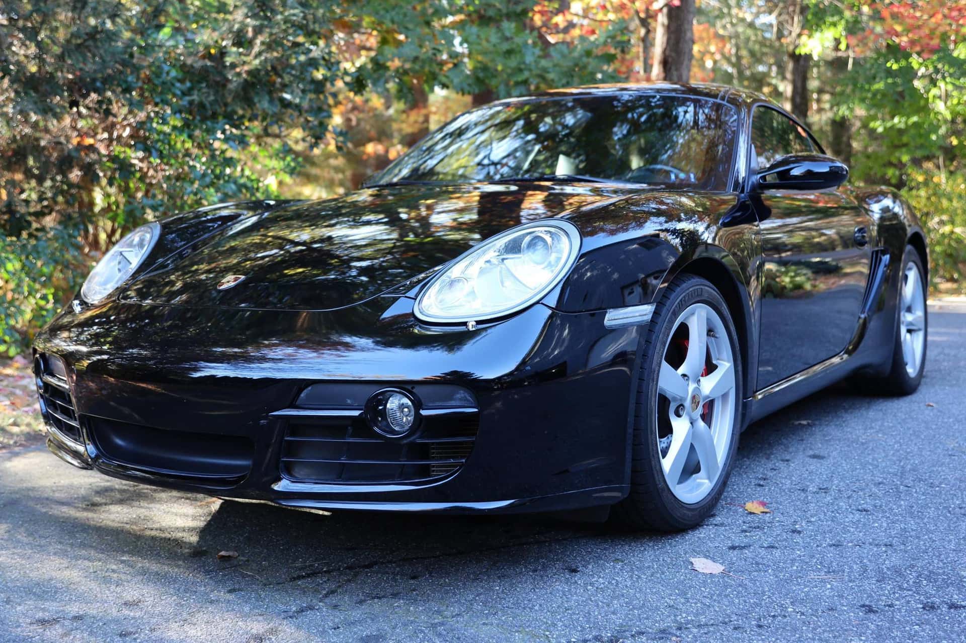 2007 Porsche 987 Cayman sold for $24,250