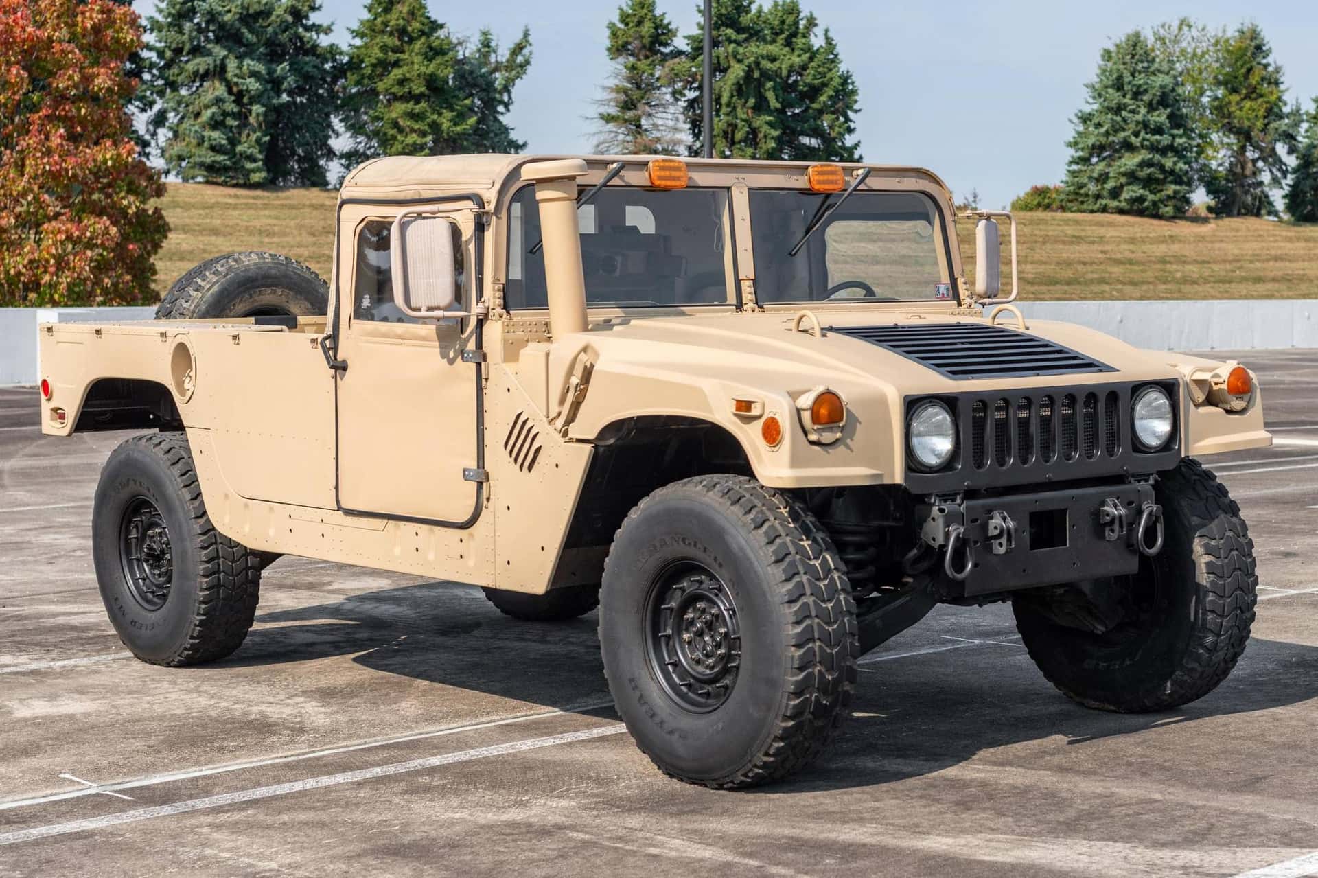 2001 AM General Hummer sold for $14,069