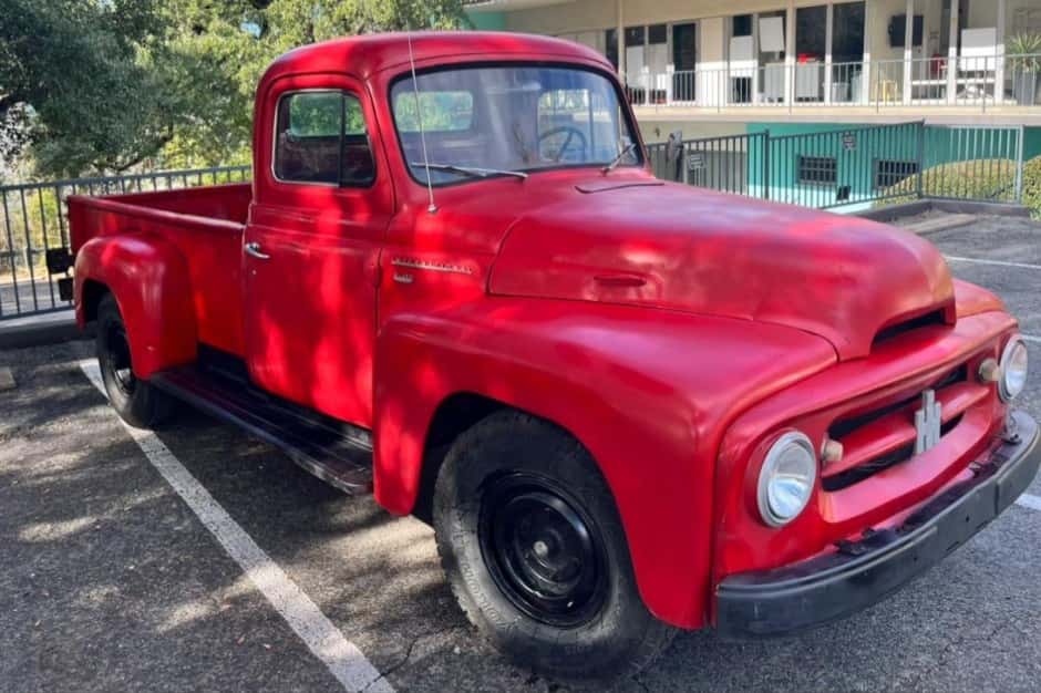 1954 International Harvester Pickup sold for $11,300
