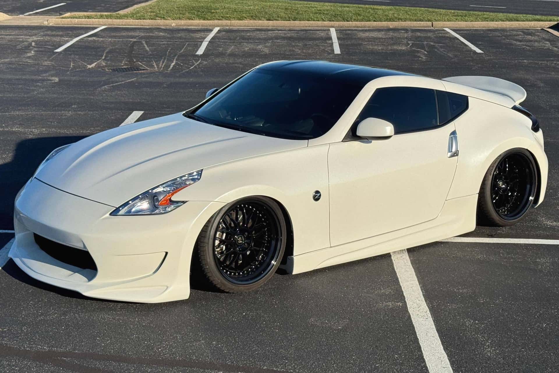 2015 Nissan 370Z sold for $18,000