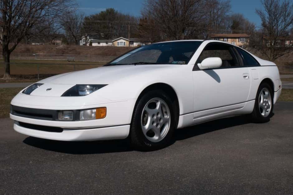 1994 Nissan Z32 300ZX sold for $14,750