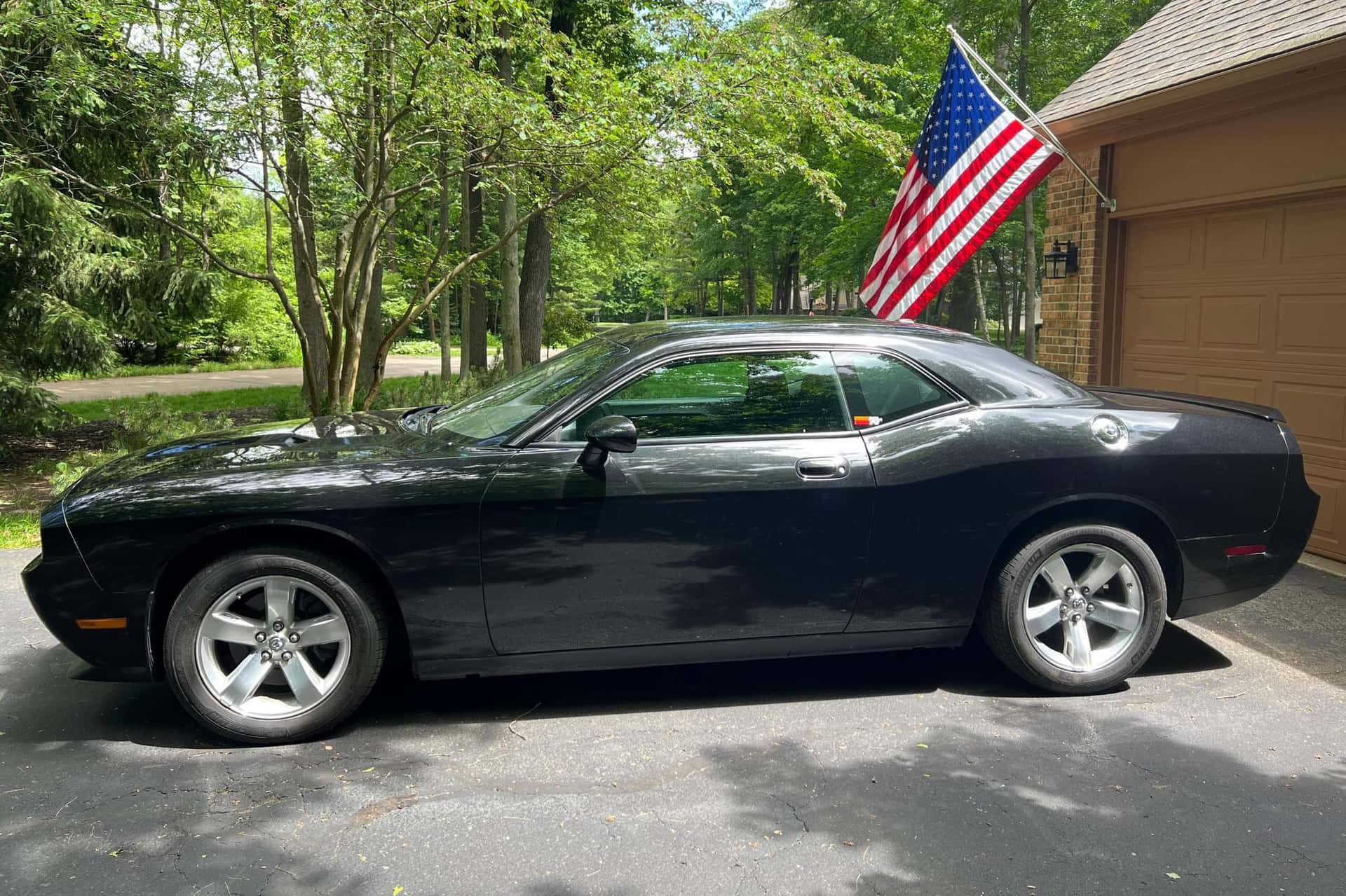 2009 Dodge Challenger sold for $14,676