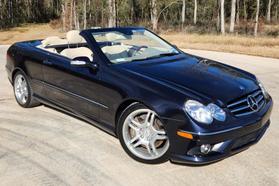 2008 Mercedes-Benz CLK-Class sold for $21,000