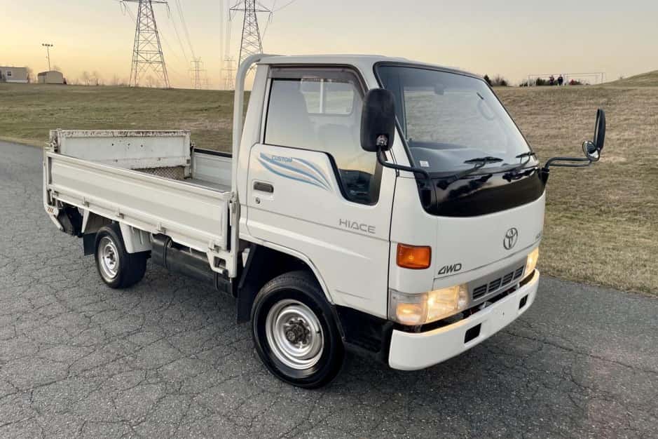 1995 Toyota HiAce sold for $16,250