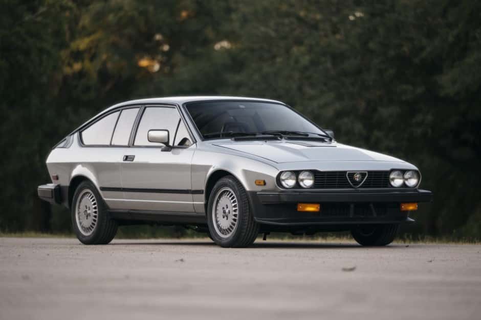 1985 Alfa Romeo GTV6 sold for $33,001