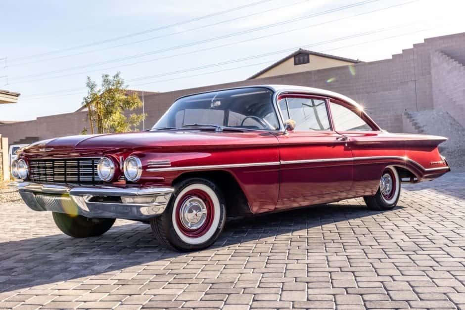 1960 Oldsmobile 88 sold for $15,088