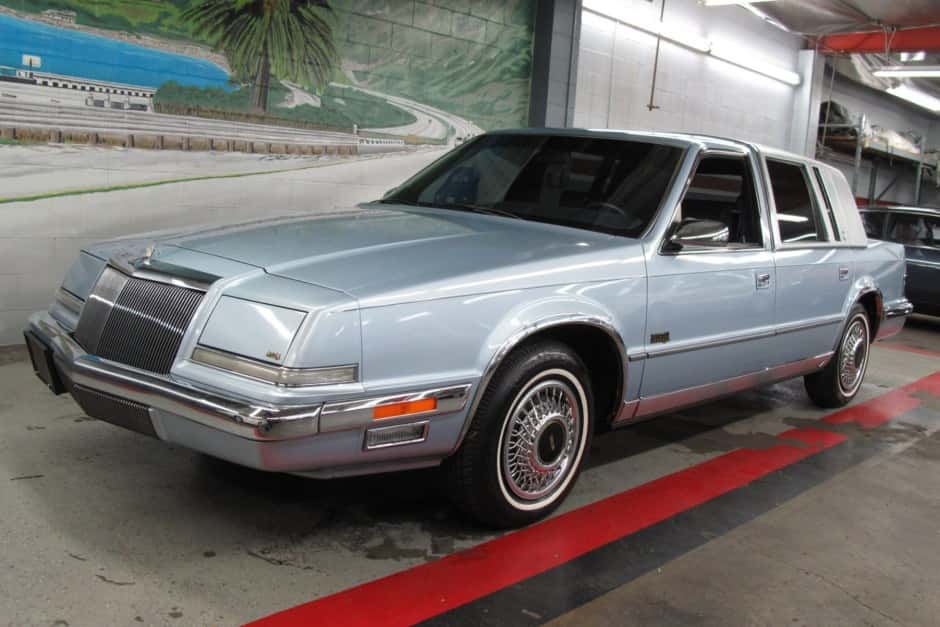 1991 Chrysler Imperial sold for $7,700