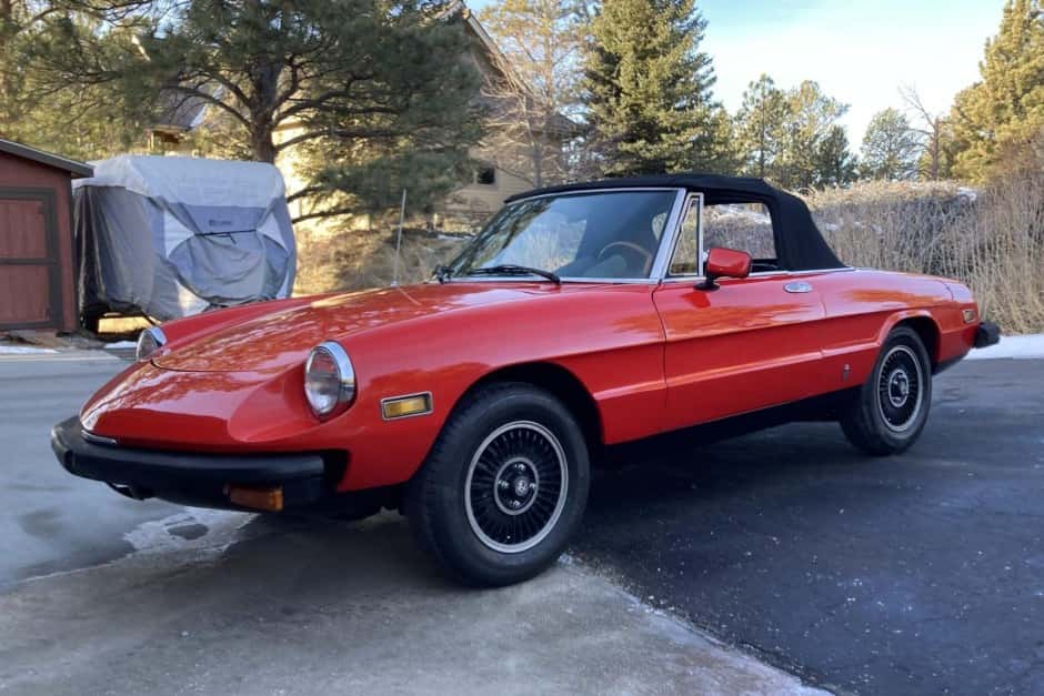 1977 Alfa Romeo 105/115 Spider Series 2 sold for $2,700
