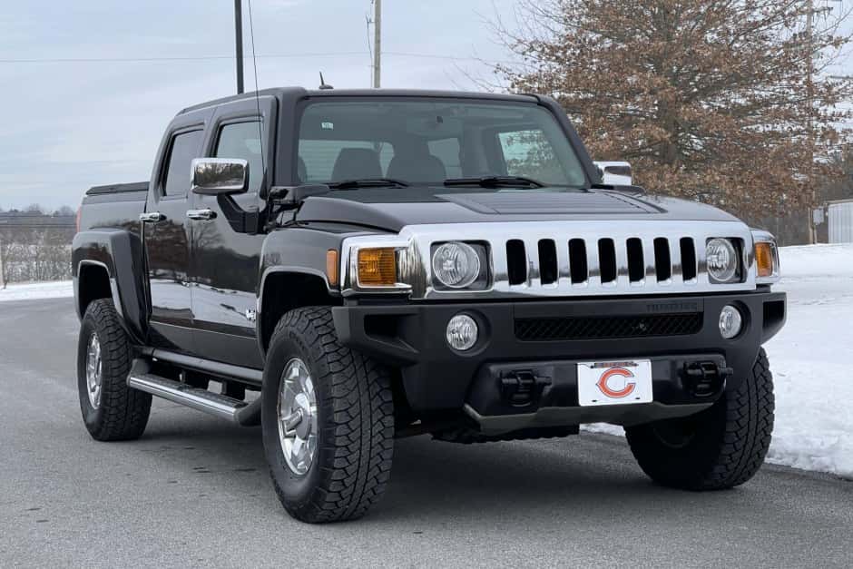 2010 Hummer H3 sold for $40,000