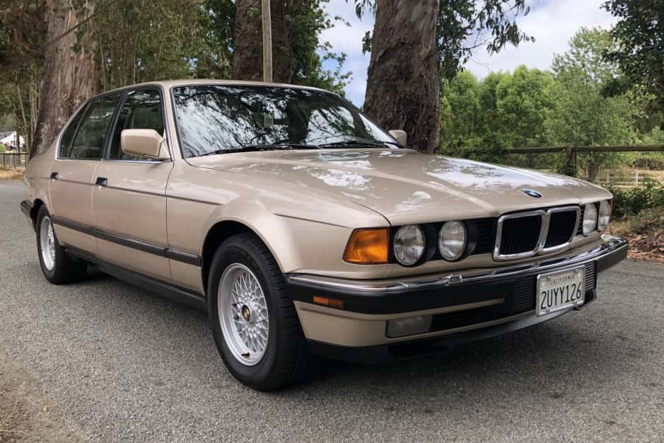 1991 BMW E32 7-Series sold for $19,250