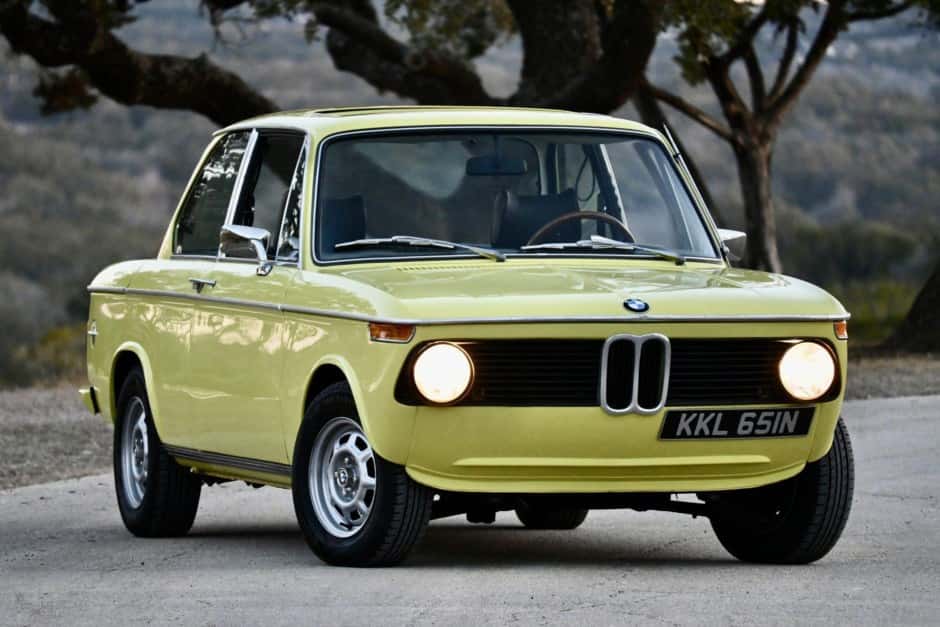 1975 BMW 2002 sold for $16,975