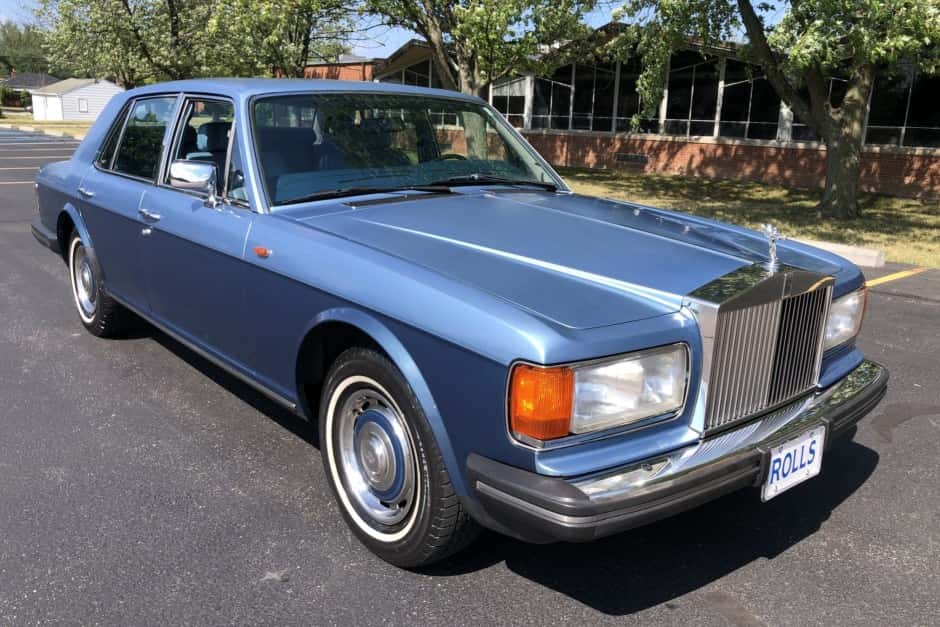1985 Rolls-Royce SZ Silver Spirit & Silver Spur sold for $9,700