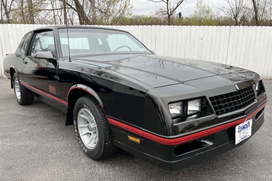 1988 Chevrolet Monte Carlo sold for $29,980