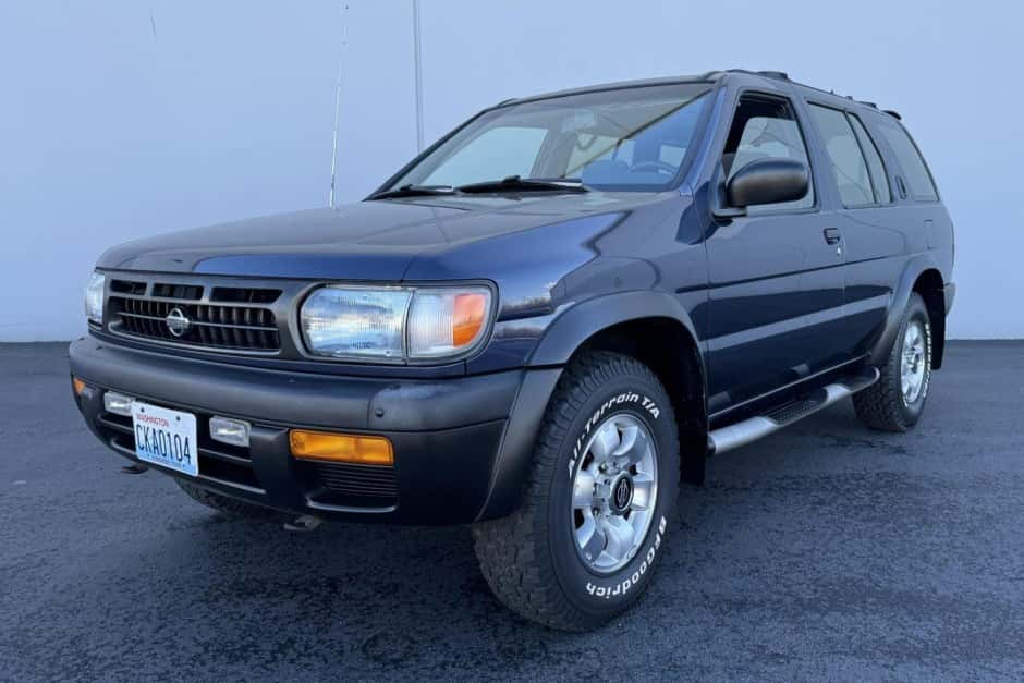 1997 Nissan Pathfinder sold for $10,750