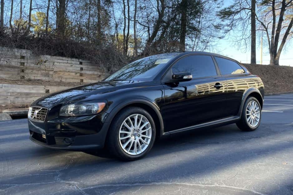 2010 Volvo C30 sold for $7,400