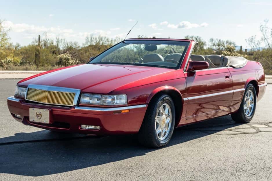 2000 Cadillac Eldorado sold for $9,600