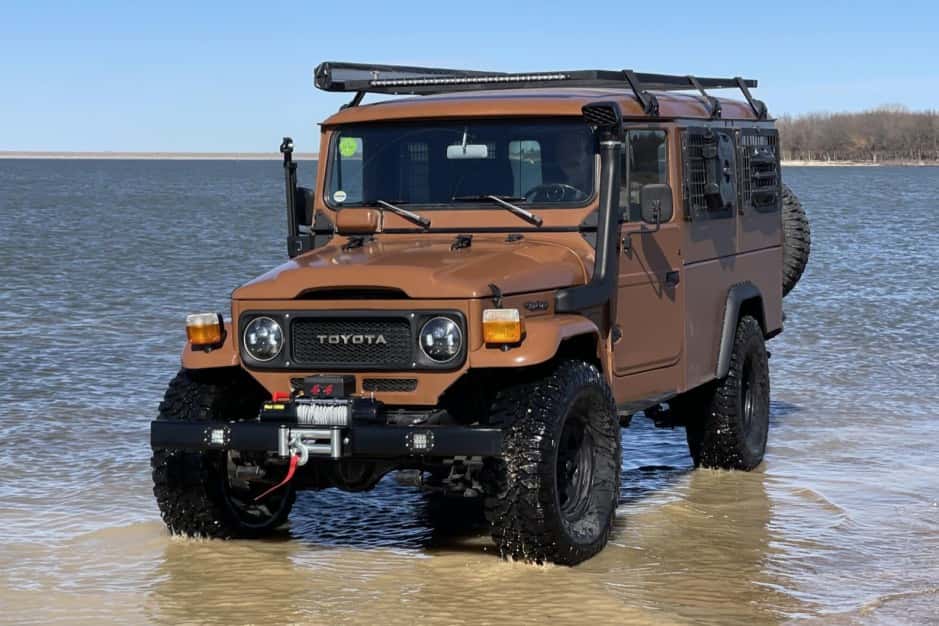 1983 Toyota Land Cruiser FJ45 sold for $39,000