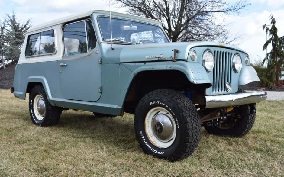 1967 Jeep Jeepster Commando sold for $6,600