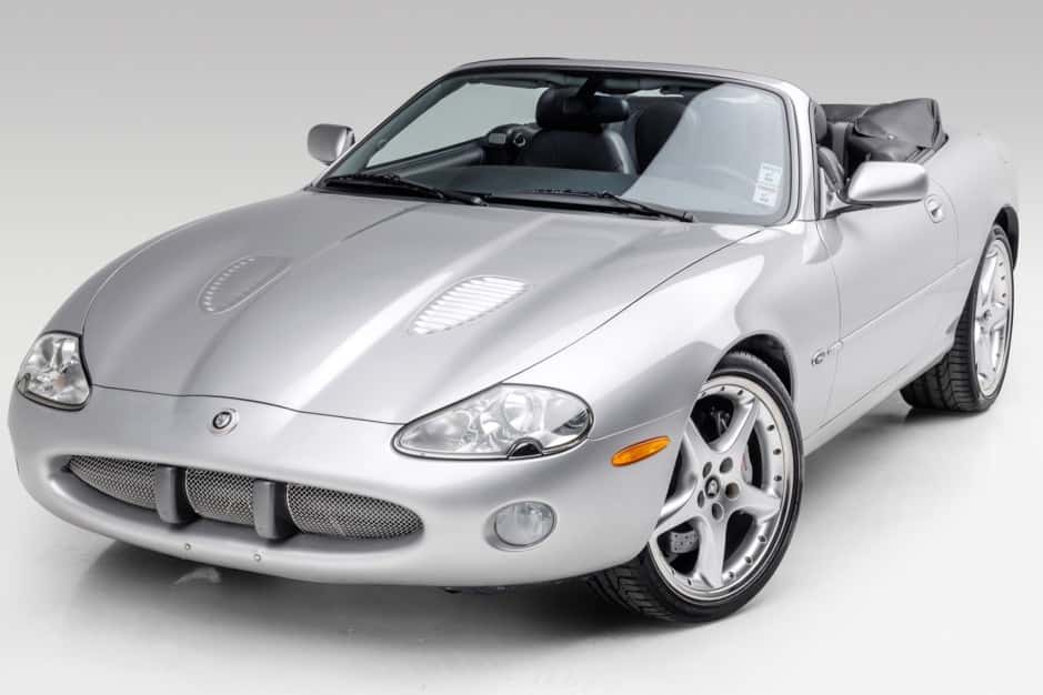 2001 Jaguar XKR sold for $27,250
