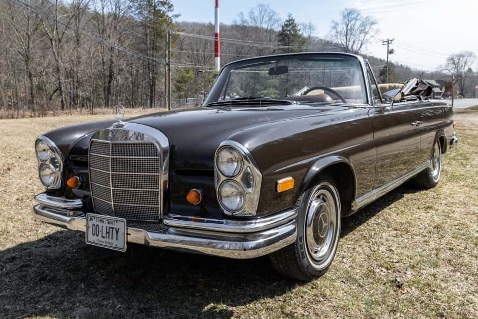 1968 Mercedes-Benz W111 Coupe & Cabriolet sold for $171,888