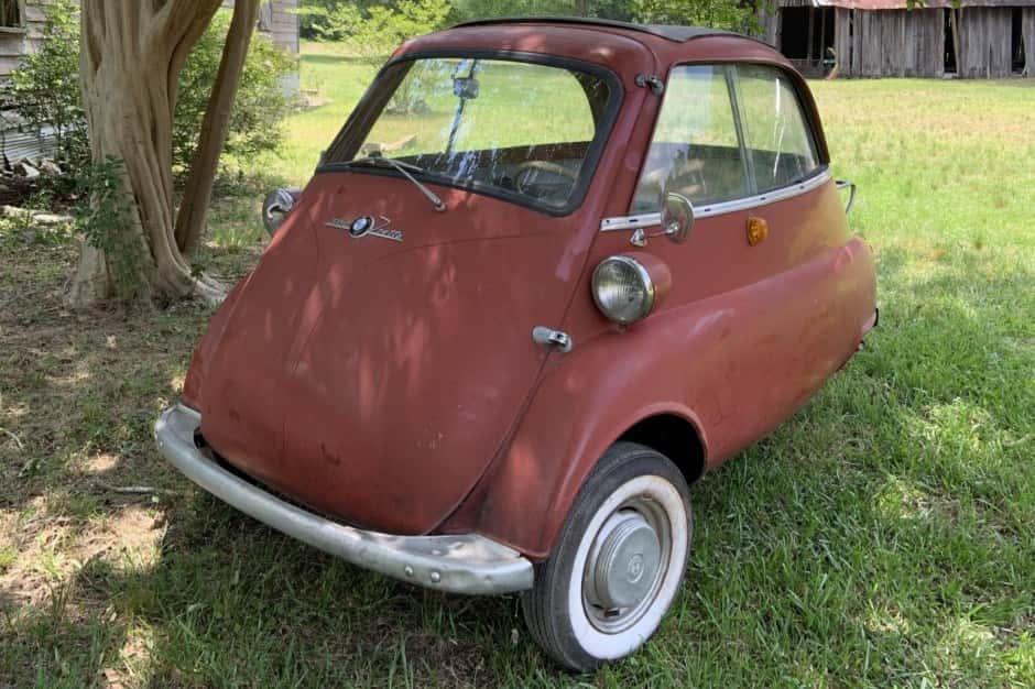 1962 BMW Isetta sold for $15,000