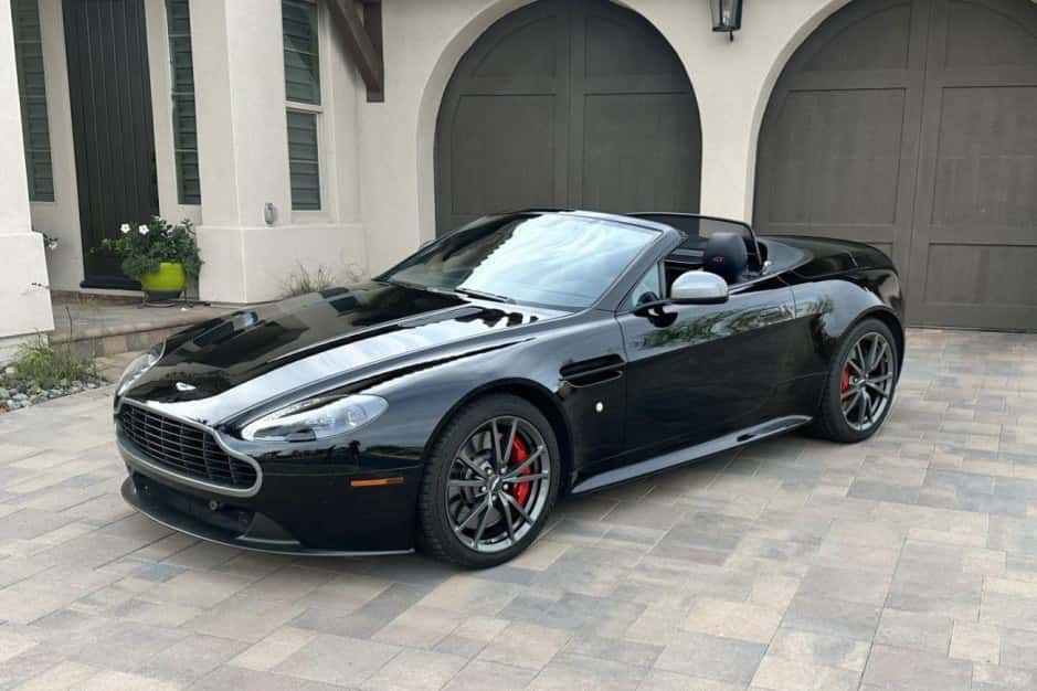 2015 Aston Martin V8 Vantage (2006+) sold for $75,500