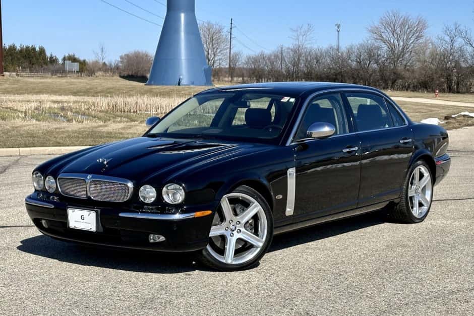 2006 Jaguar X350/X356/X358 XJ (2004-2009) sold for $58,000