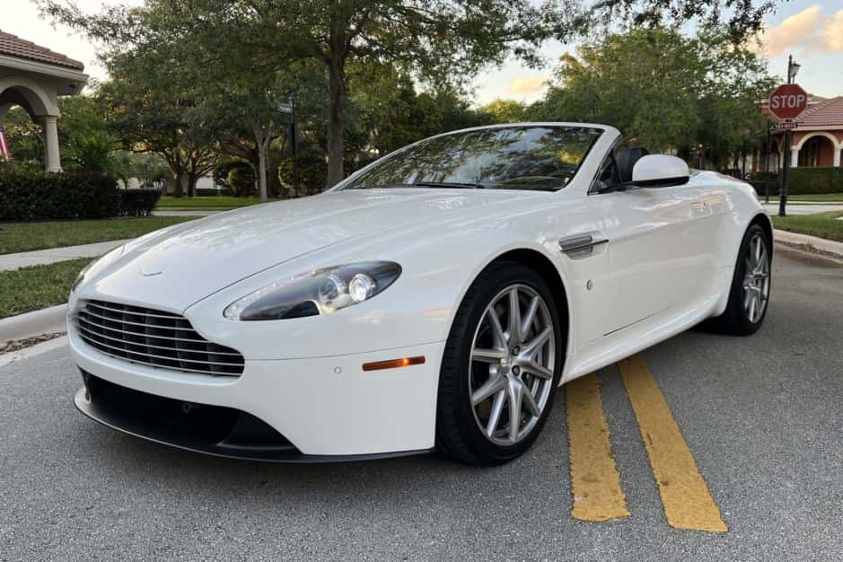 2013 Aston Martin V8 Vantage (2006+) sold for $42,250