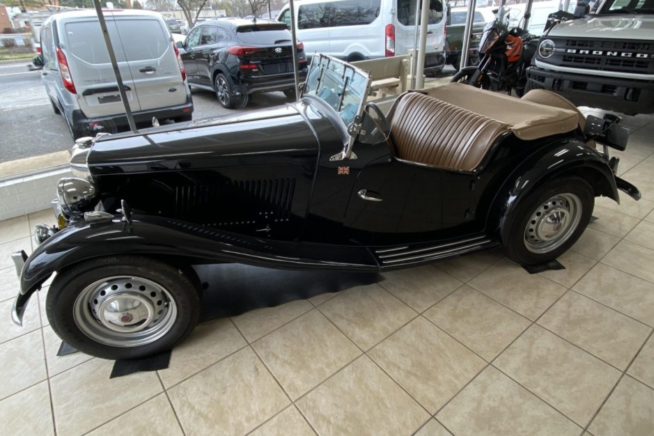 1952 MG TD sold for $23,500