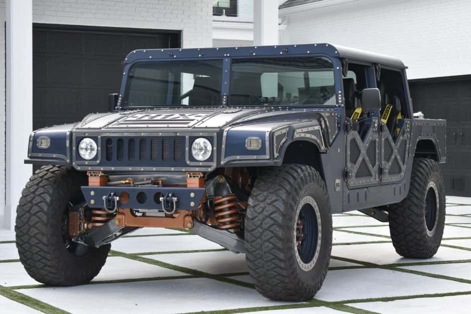 1986 Hummer HMMWV/Humvee sold for $70,777
