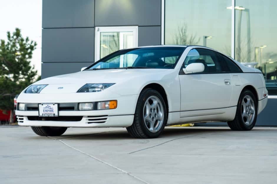 1994 Nissan Z32 300ZX sold for $28,750